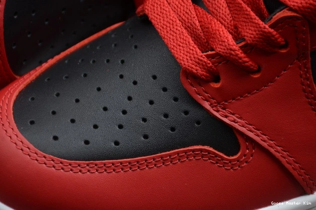 BQ4422-600 1 Varsity Red 85 Jordan Air High 0821